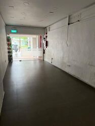 Ang Mo Kio Avenue 1 (D20), Shop House #558496811
